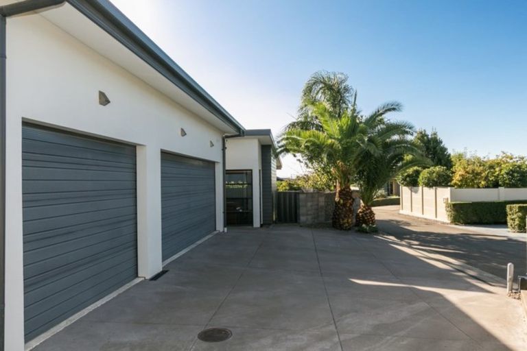 Photo of property in 8 Meissner Road, Havelock North, 4130