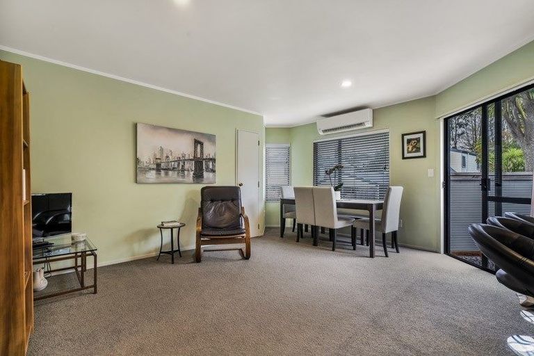 Photo of property in 2/57 Howe Street, Howick, Auckland, 2014