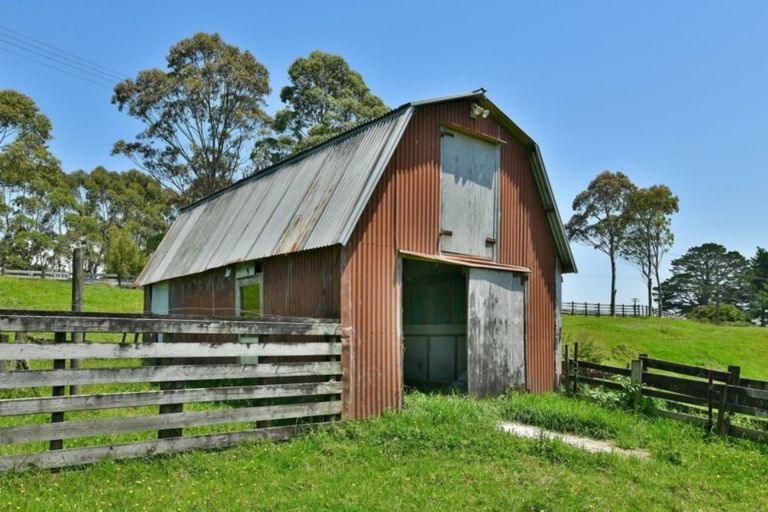 Photo of property in 123 Gatfield Road, Kaukapakapa, 0873