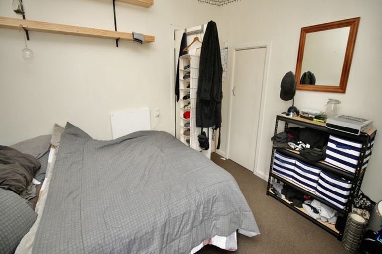 Photo of property in 16 Rata Street, Roslyn, Palmerston North, 4414