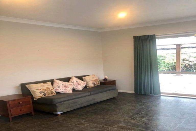 Photo of property in 30 Innisowen Place, Flat Bush, Auckland, 2019