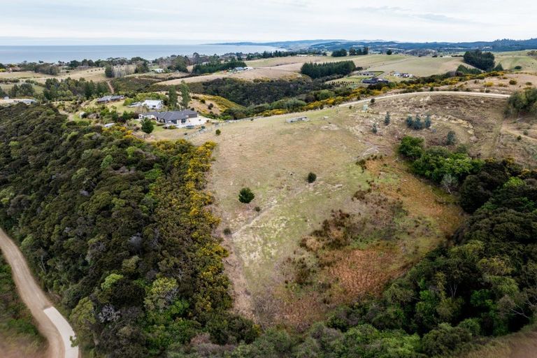 Photo of property in 32 Kayforce Road, Ocean View, Dunedin, 9035