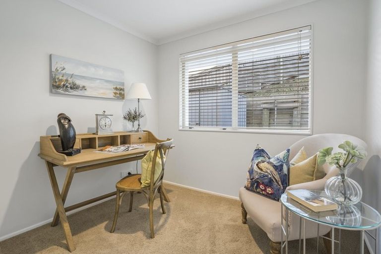 Photo of property in 113 Tauranga Place, Orewa, 0931