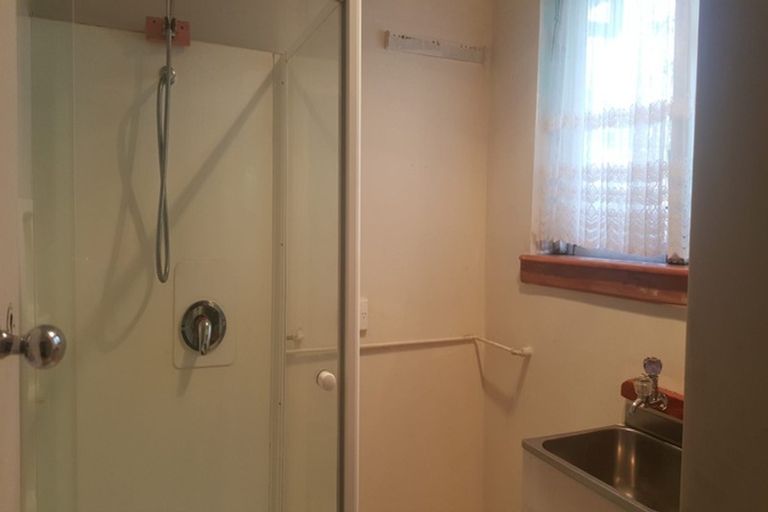 Photo of property in 126 Shortland Street, Wainoni, Christchurch, 8061