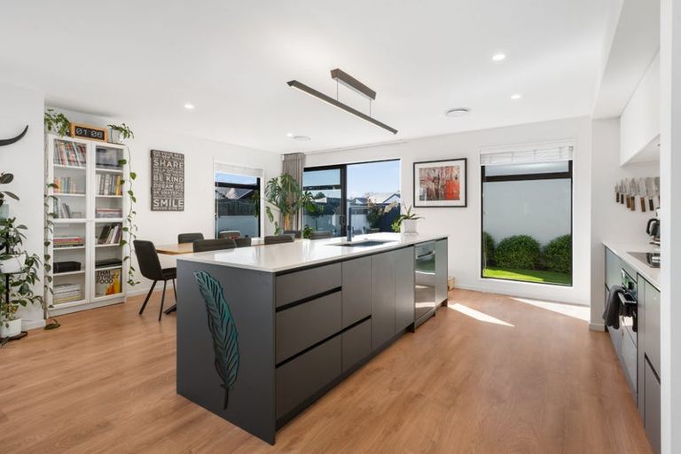 Photo of property in 31 Blue Jacket Drive, Halswell, Christchurch, 8025