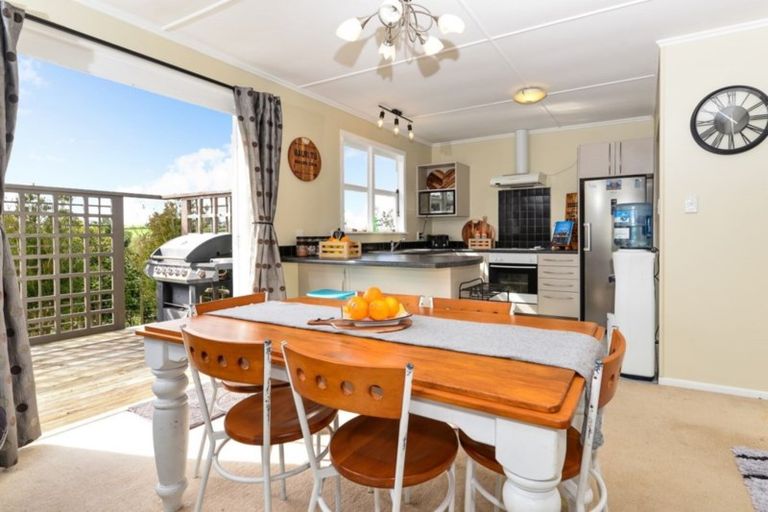 Photo of property in 1652 Highway, Pukekawa, 2696