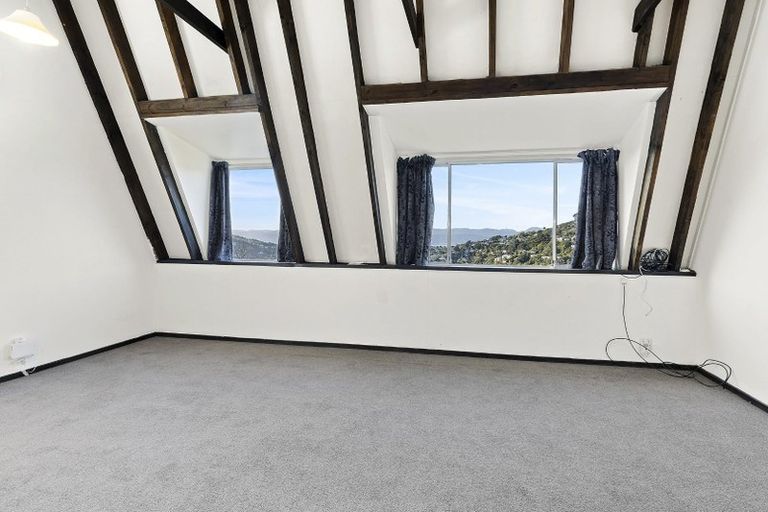 Photo of property in 9 Oldham Way, Crofton Downs, Wellington, 6035