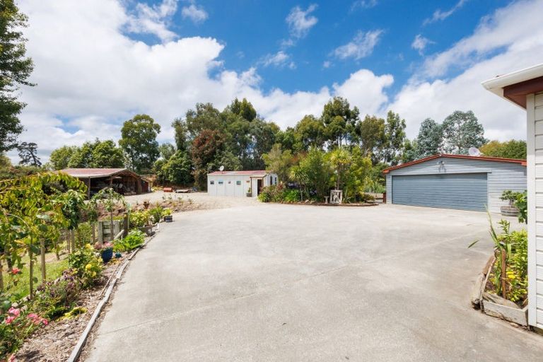 Photo of property in 476 Finnis Road, Pohangina, Feilding, 4775