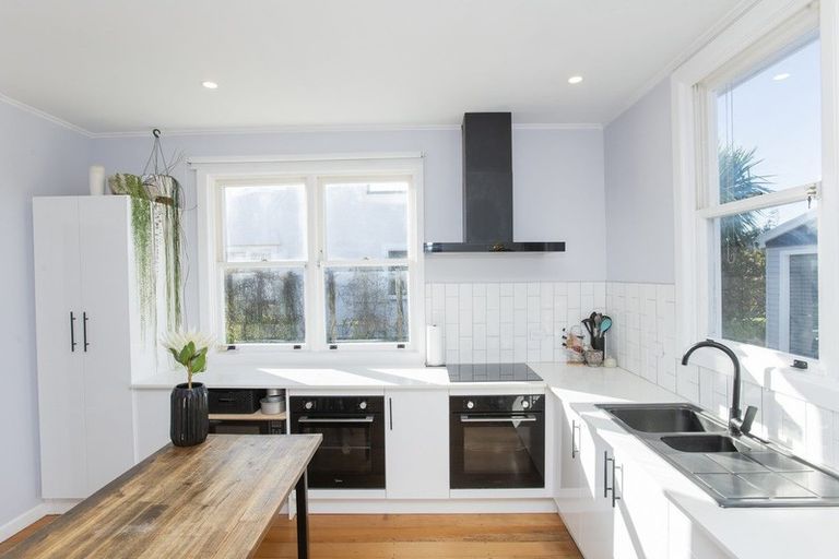 Photo of property in 35 Muir Street, Te Hapara, Gisborne, 4010