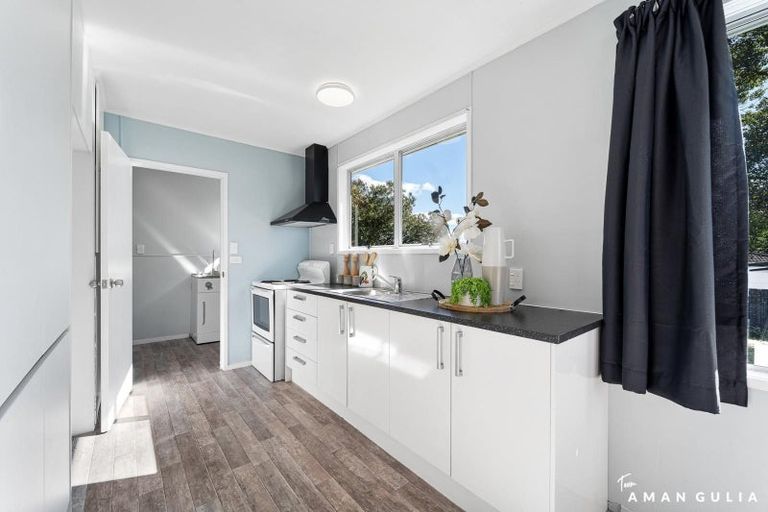 Photo of property in 30 Hyperion Drive, Randwick Park, Auckland, 2105