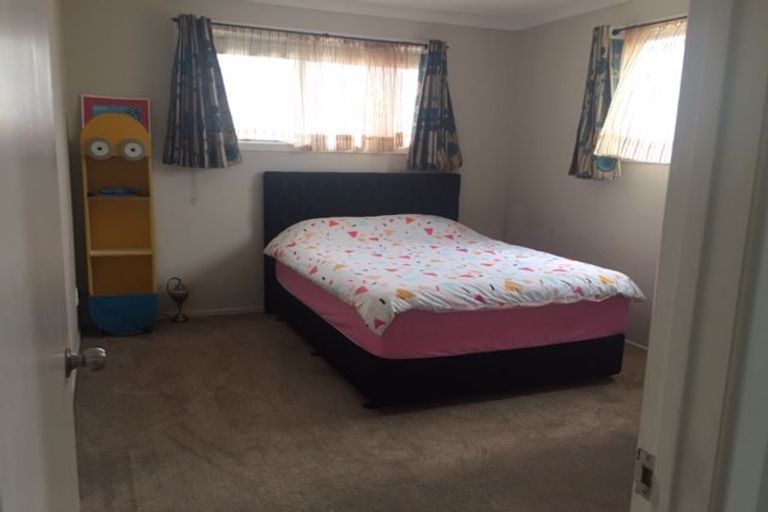 Photo of property in 2/4 Carlie Street, Papatoetoe, Auckland, 2025
