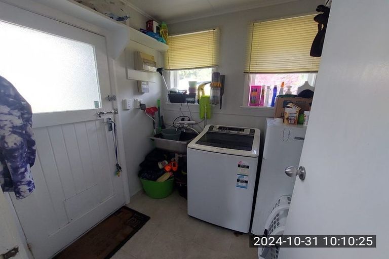 Photo of property in 51 Glenpark Avenue, Frankleigh Park, New Plymouth, 4310