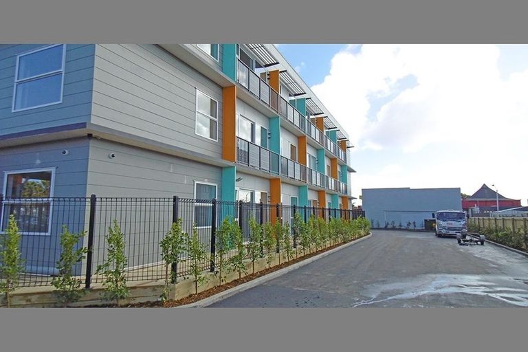 Photo of property in 19 Charles Street, Papatoetoe, Auckland, 2025