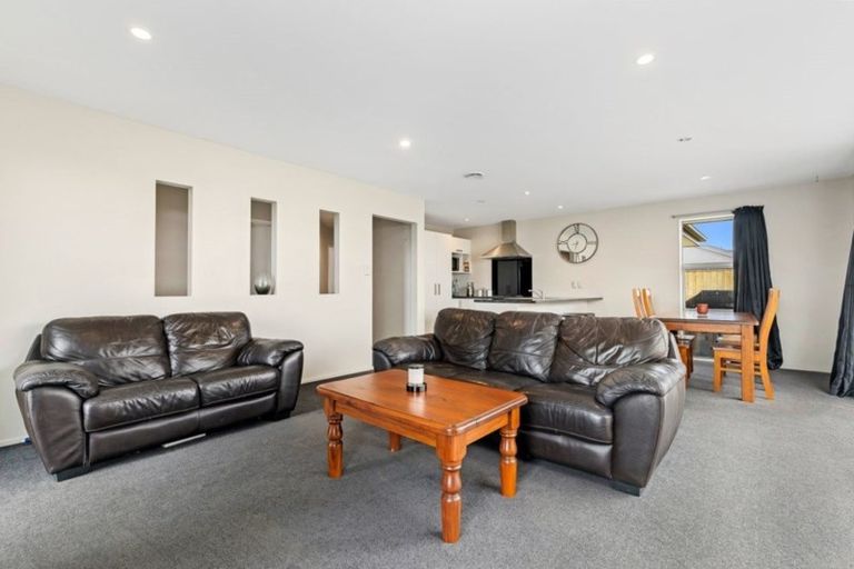 Photo of property in 7 Waimarie Street, Pegasus, 7612