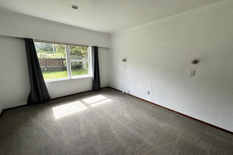 Photo of property in 84 Khandallah Road, Khandallah, Wellington, 6035