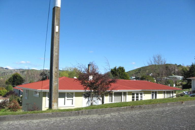 Photo of property in 53 Kiwi Road, Taihape, 4720