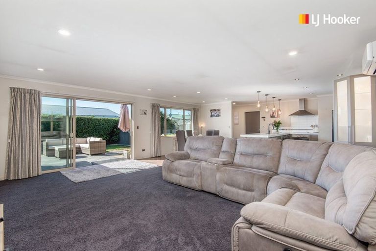 Photo of property in 1 Watt Street, Mosgiel, 9024