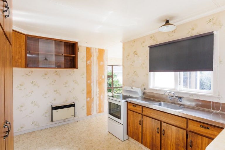 Photo of property in 11 Moray Place, Highbury, Palmerston North, 4412