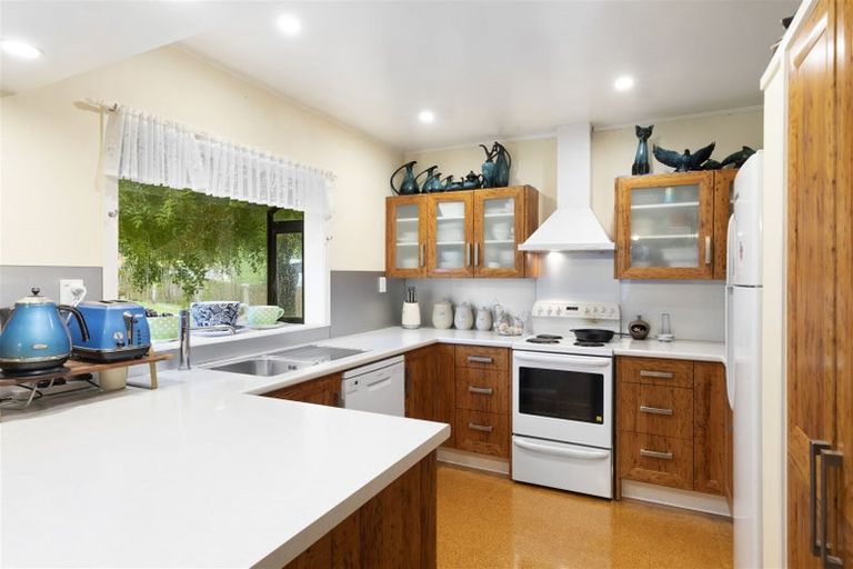 Photo of property in 37 Martyn Street, Waiuku, 2123