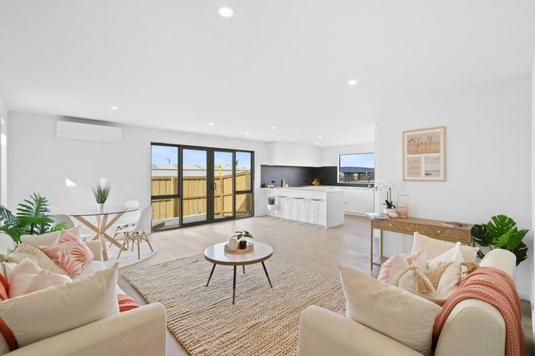 Photo of property in 2 Tarata Way, Lower Shotover, 9304