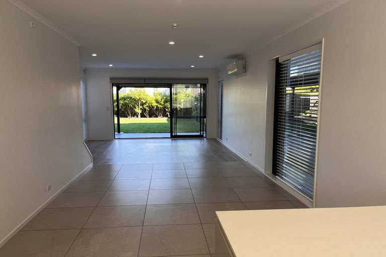 Photo of property in 14 Flounder Road, Hobsonville, Auckland, 0616