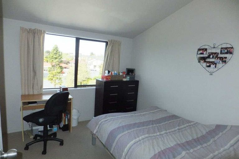 Photo of property in 5a Snead Place, Hamilton East, Hamilton, 3216