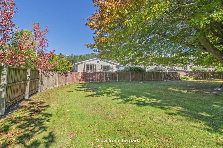 Photo of property in 2/20 Gunns Crescent, Cashmere, Christchurch, 8022