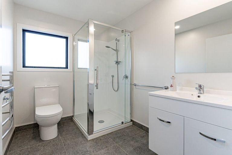 Photo of property in 450 Cambridge Terrace, Naenae, Lower Hutt, 5011