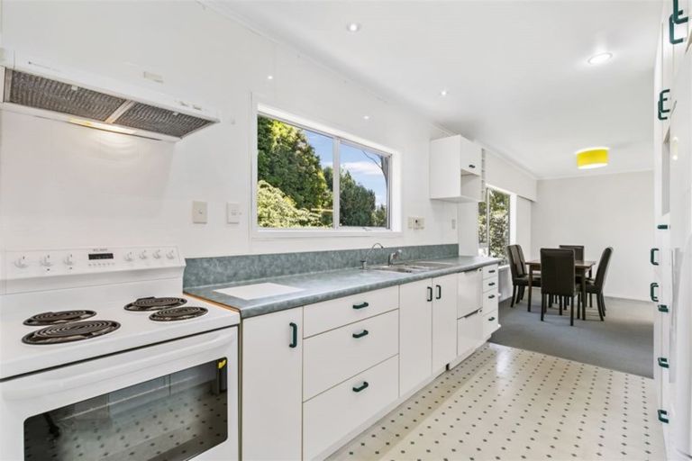 Photo of property in 70 Marlborough Avenue, Glenfield, Auckland, 0629