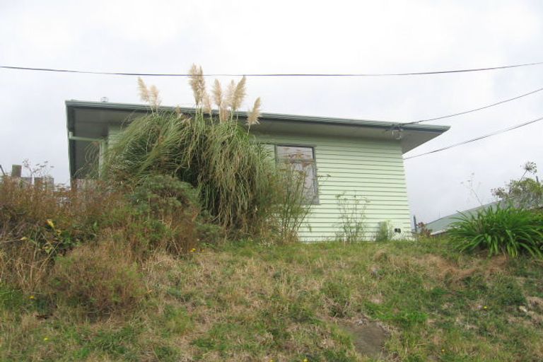 Photo of property in 18 Buckley Road, Southgate, Wellington, 6023