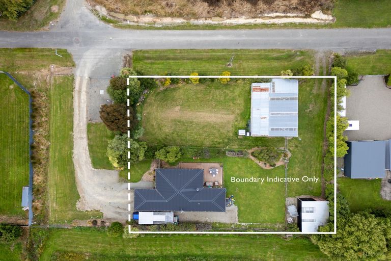 Photo of property in 14 Montgomery Street, Waimate, 7924