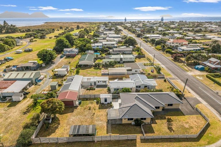 Photo of property in 1 Bream Bay Drive, Ruakaka, 0116