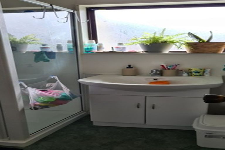 Photo of property in 7 Alidade Place, Massey, Auckland, 0614