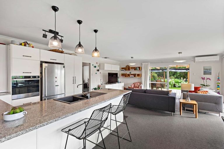 Photo of property in 1098 Queen Street East, Levin, 5571