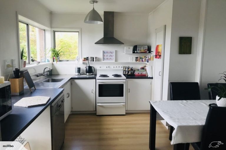 Photo of property in 8/5 Waipa Street, Birkenhead, Auckland, 0626