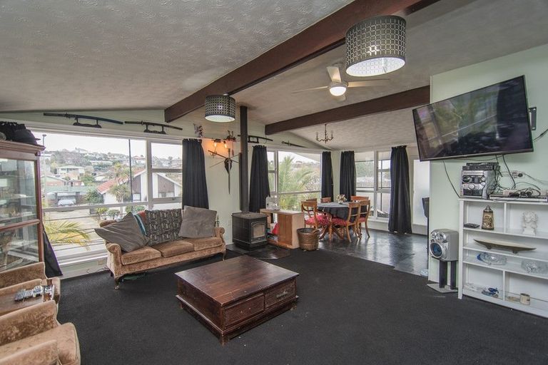 Photo of property in 64 Ranui Avenue, Waimataitai, Timaru, 7910