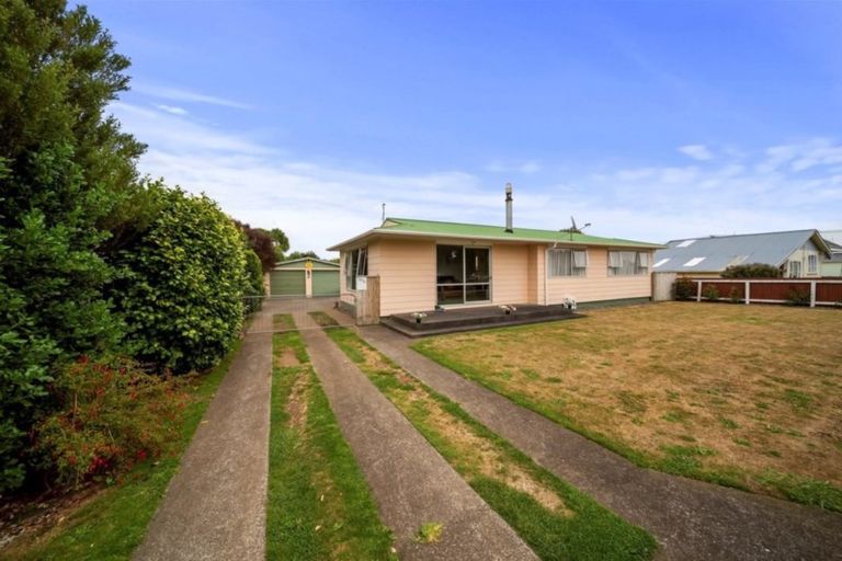 Photo of property in 26 Ngatai Street, Manaia, 4612