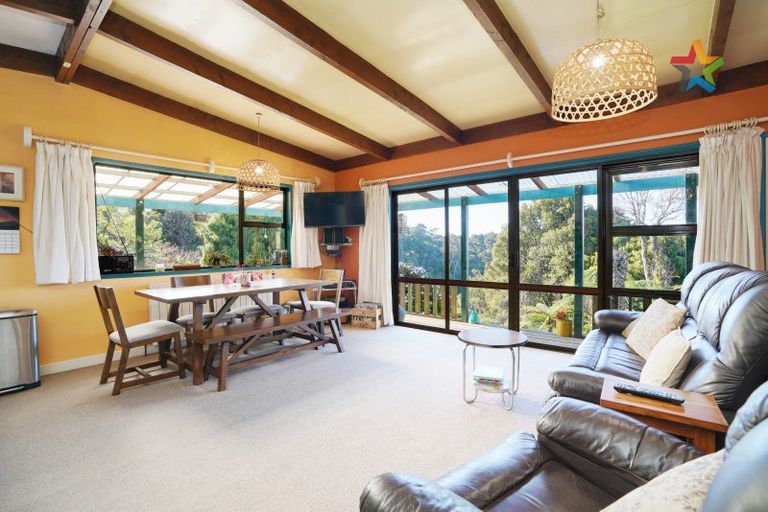 Photo of property in Pania Lodge, 133 Horseshoe Bay Road, Stewart Island/rakiura, Stewart Island, 9818