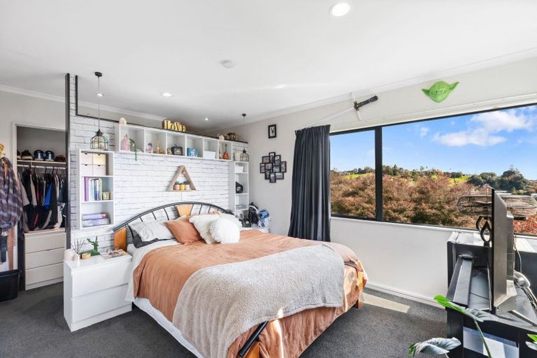 Photo of property in 66 Village Park Drive, Welcome Bay, Tauranga, 3112