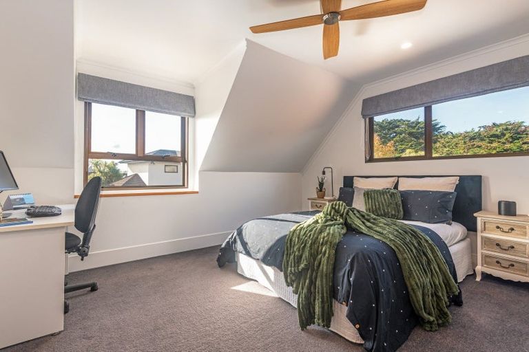 Photo of property in 79 Waterloo Crescent, Hokowhitu, Palmerston North, 4410