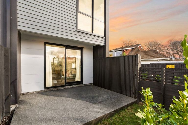 Photo of property in 1/27 Harewood Road, Papanui, Christchurch, 8053