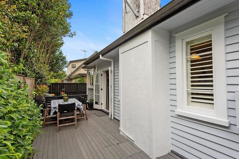 Photo of property in 6 Strowan Avenue, Fairfield, Hamilton, 3214