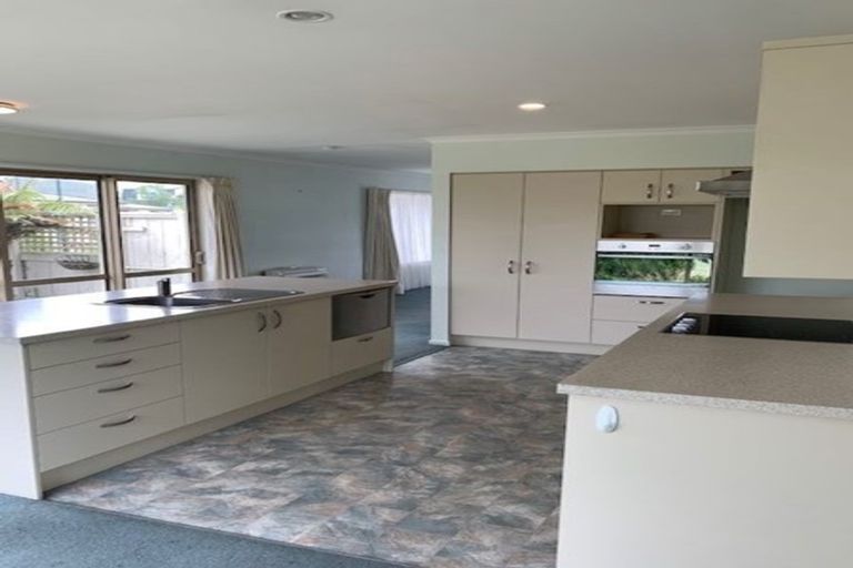 Photo of property in Sanctuary Villas, 5/294 Mairehau Road, Burwood, Christchurch, 8083