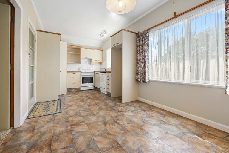 Photo of property in 112 Mahoe Street, Melville, Hamilton, 3206