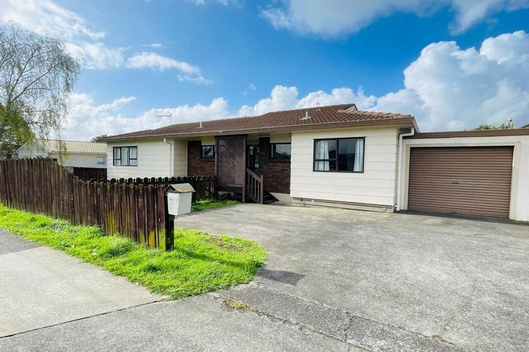 Photo of property in 1/2 Jutland Road, Manurewa, Auckland, 2102