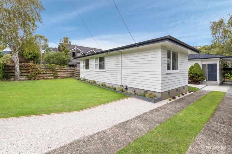 Photo of property in 32 Field Street, Silverstream, Upper Hutt, 5019
