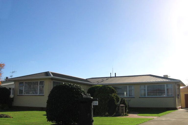 Photo of property in 24 Lancaster Street, Highbury, Palmerston North, 4412
