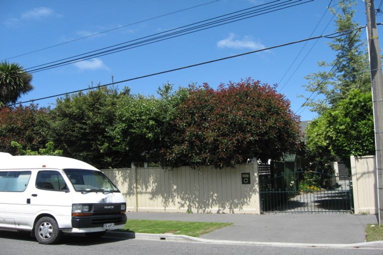 Photo of property in 122 Hawford Road, Opawa, Christchurch, 8023