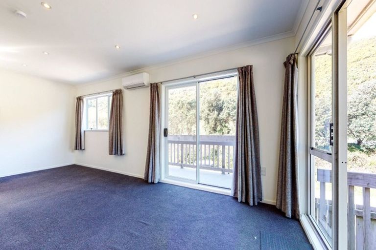 Photo of property in 287a Happy Valley Road, Owhiro Bay, Wellington, 6023