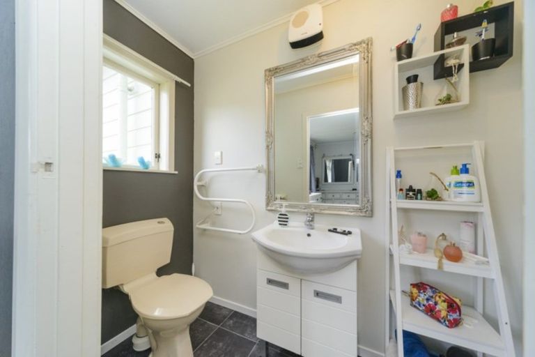 Photo of property in 1032 Kimbolton Road, Feilding, 4777